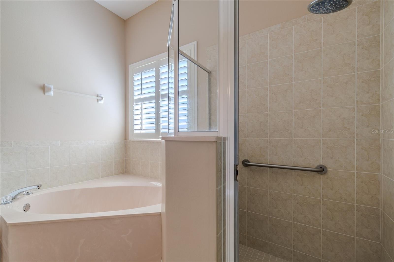 Image 22 of 34 For 14 Ibis Court N