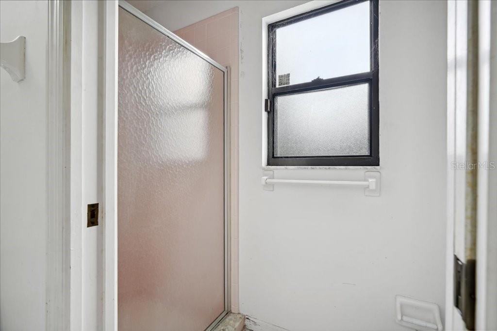 Image 24 of 27 For 20 Forsythe Lane