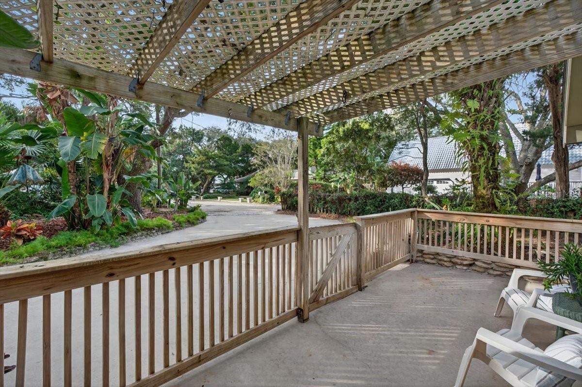 Image 36 of 65 For 6 Manatee Court