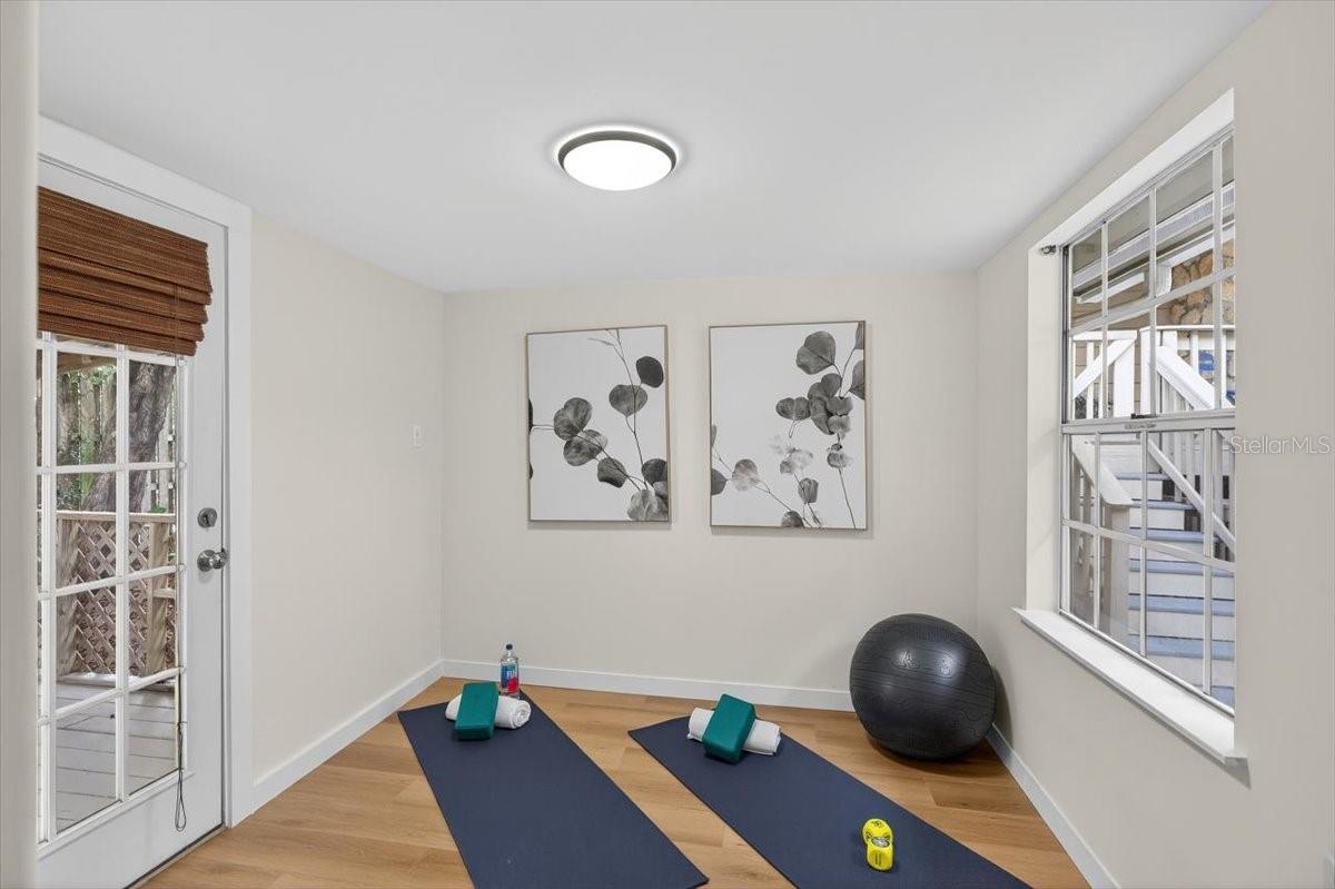 Image 46 of 65 For 6 Manatee Court