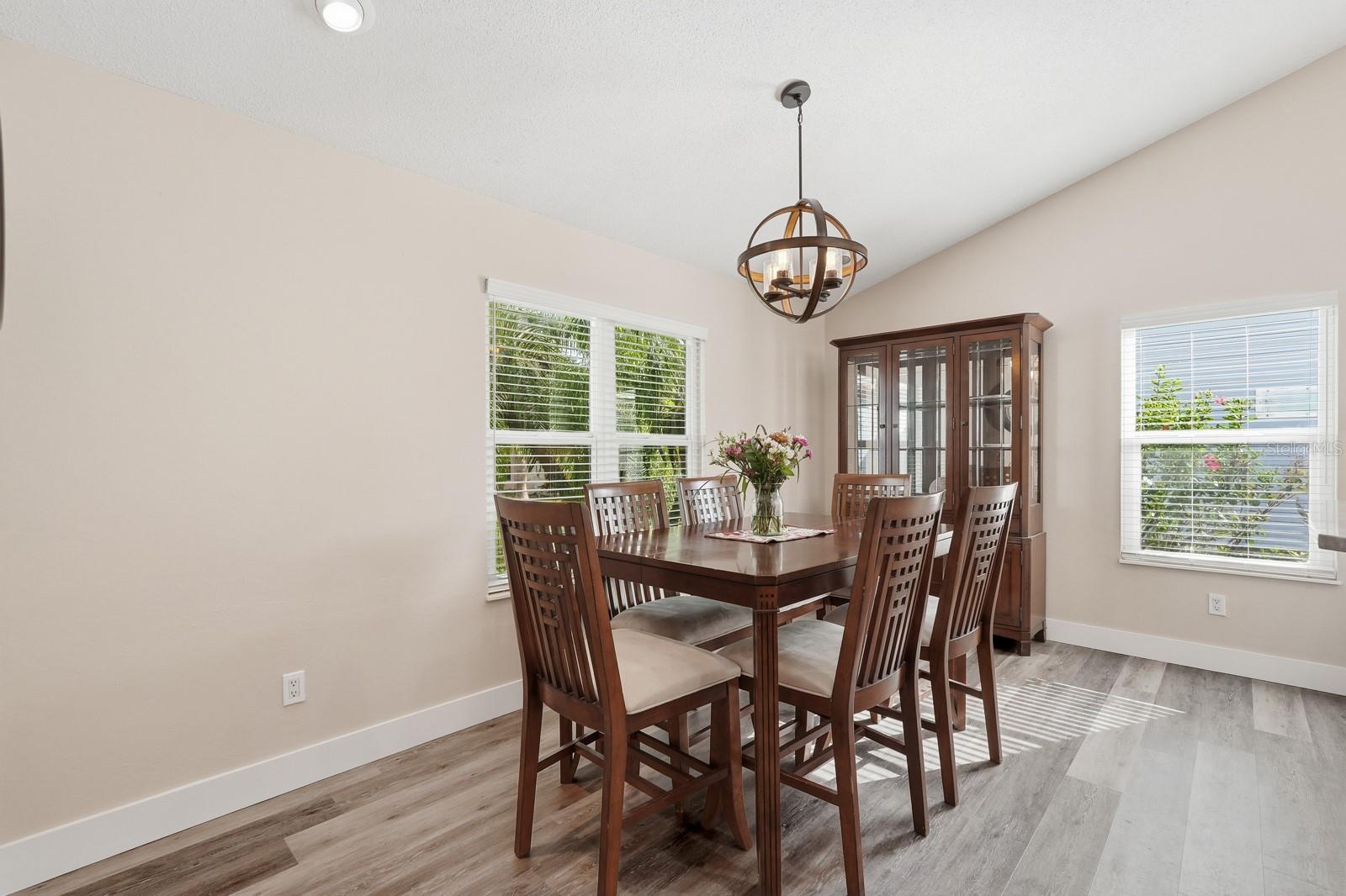 Image 14 of 41 For 314 Citrus Open Drive