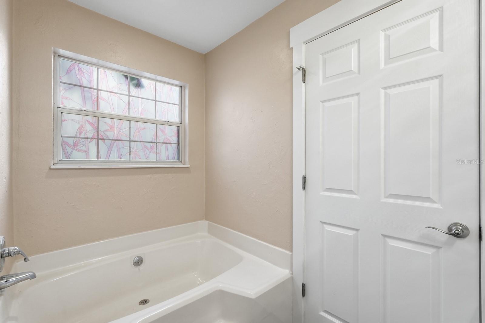 Image 33 of 41 For 314 Citrus Open Drive