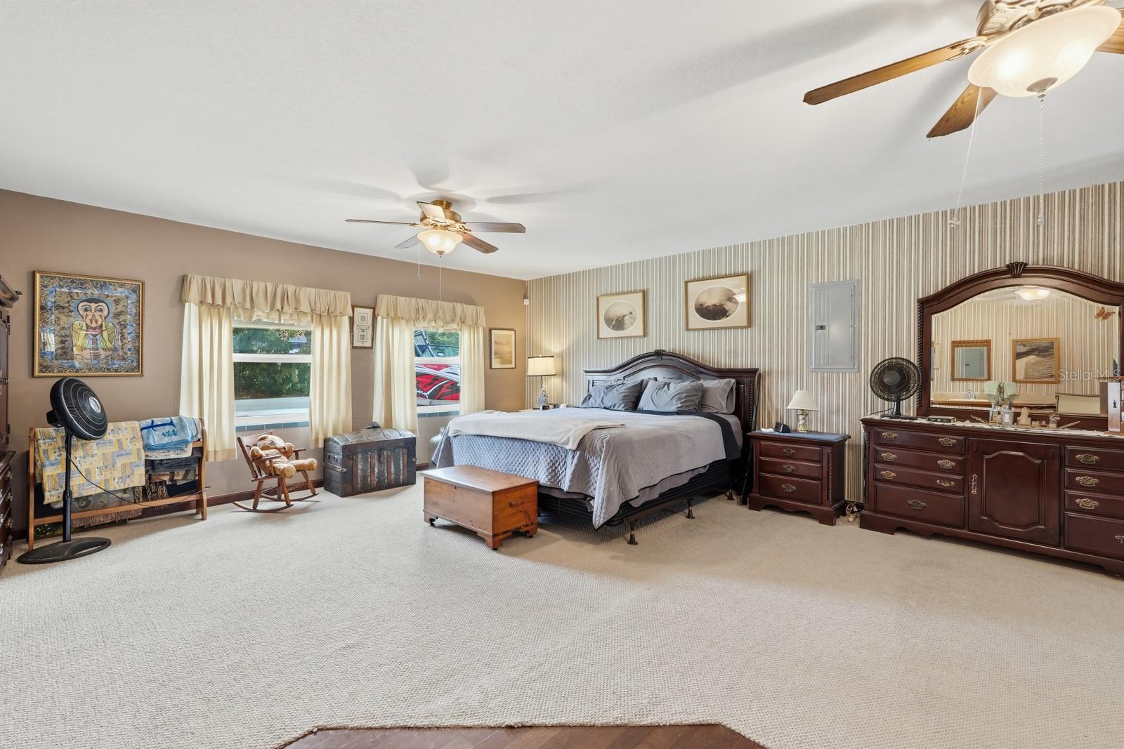 Image 18 of 50 For 466 Leland Drive