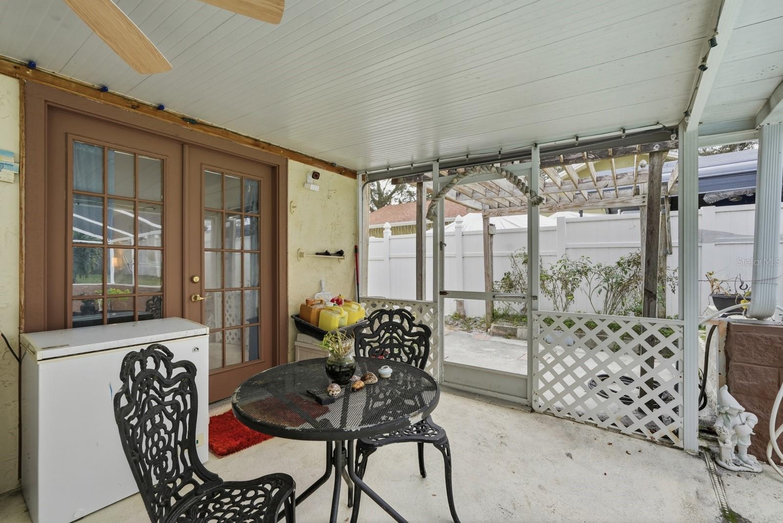 Image 32 of 50 For 466 Leland Drive