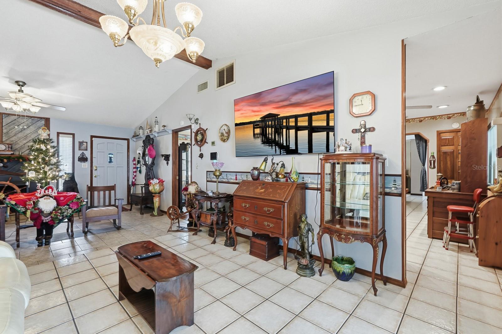 Image 7 of 50 For 466 Leland Drive