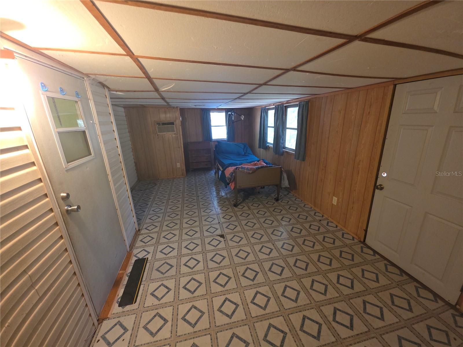 Image 11 of 27 For 138948 245th Street Road