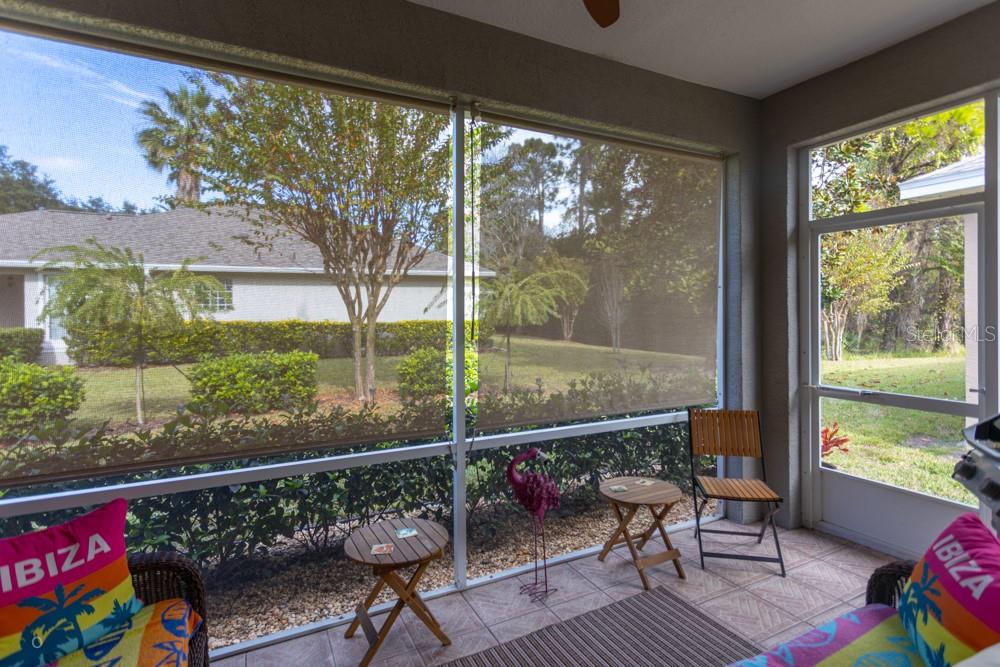 Listing photo id 26 for 150 Waterside Parkway