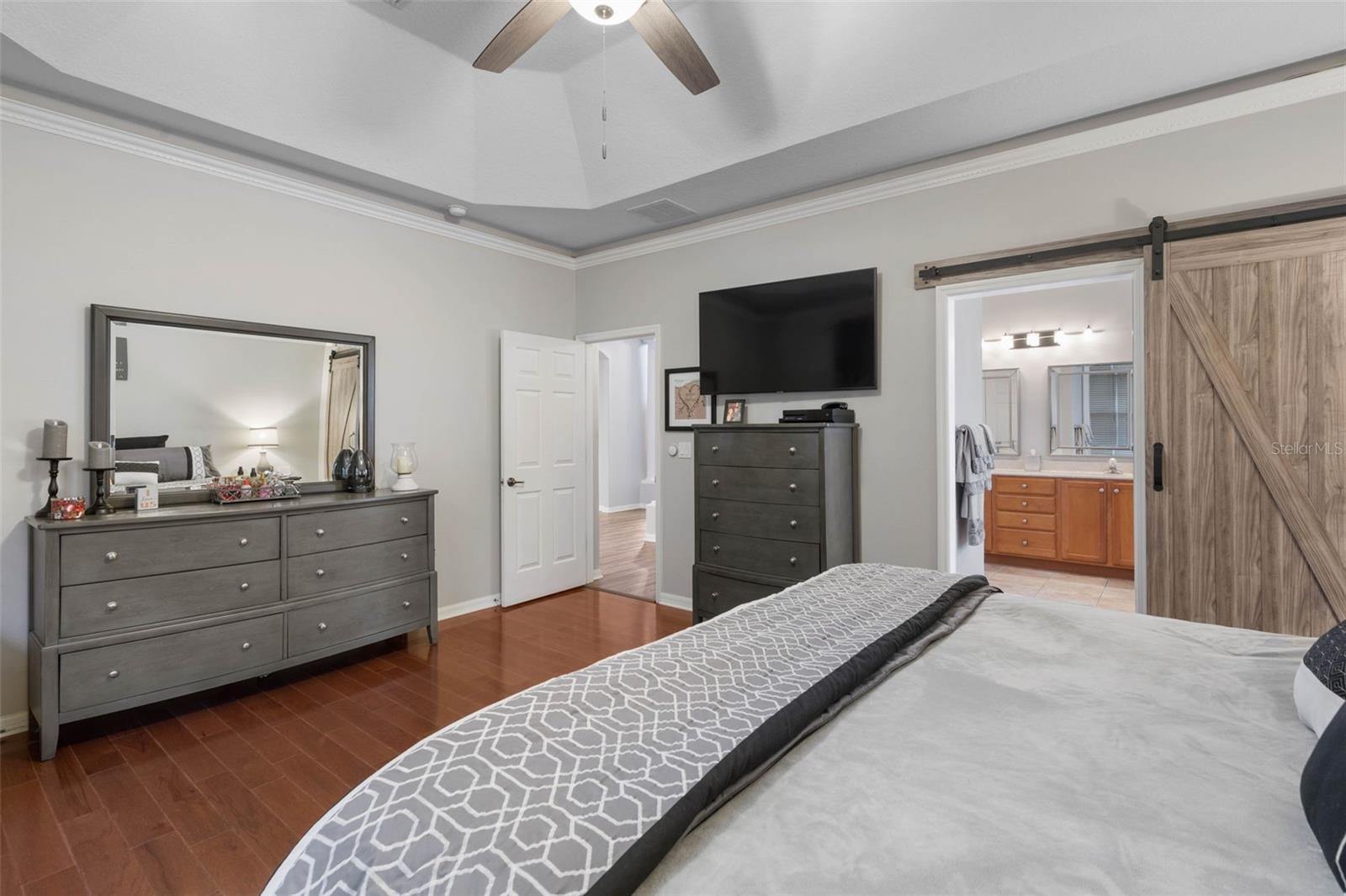 Image 22 of 55 For 21 Whitehall Court