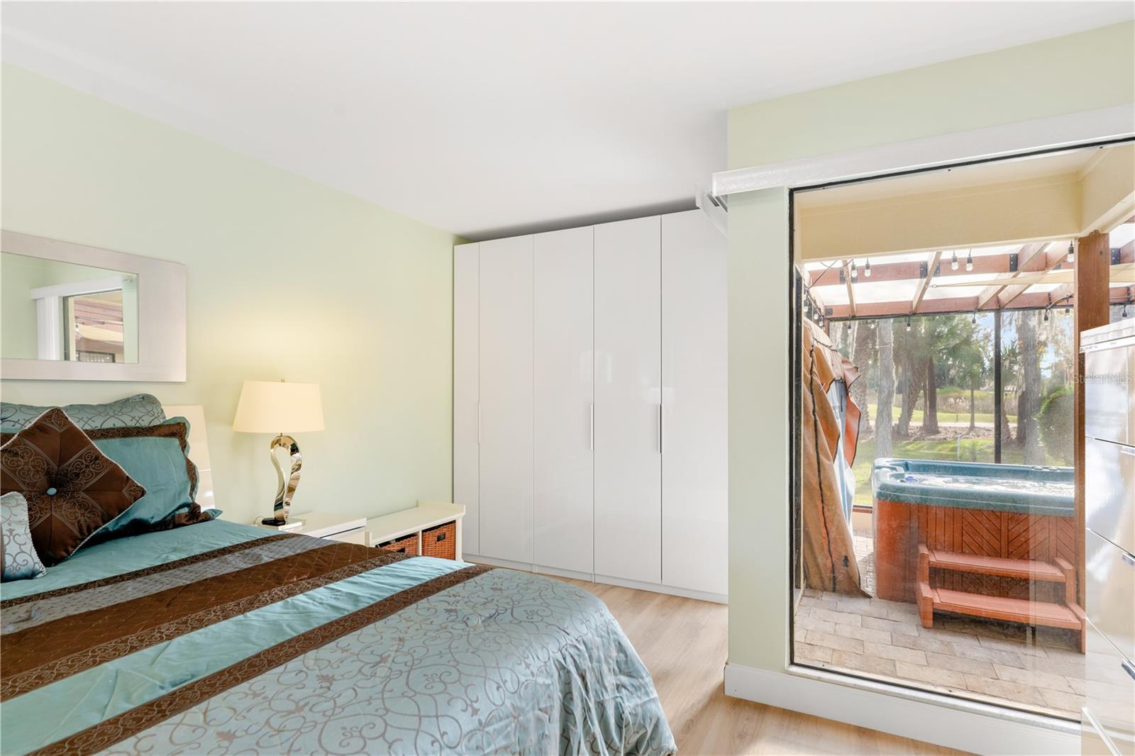 Image 20 of 71 For 340 Wellington Drive