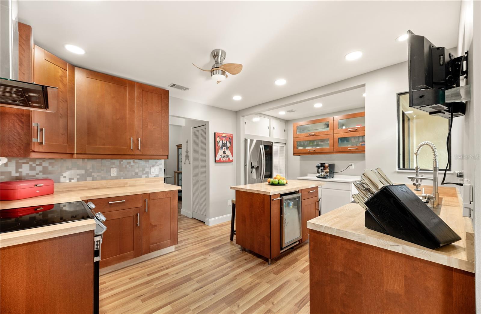 Image 31 of 71 For 340 Wellington Drive