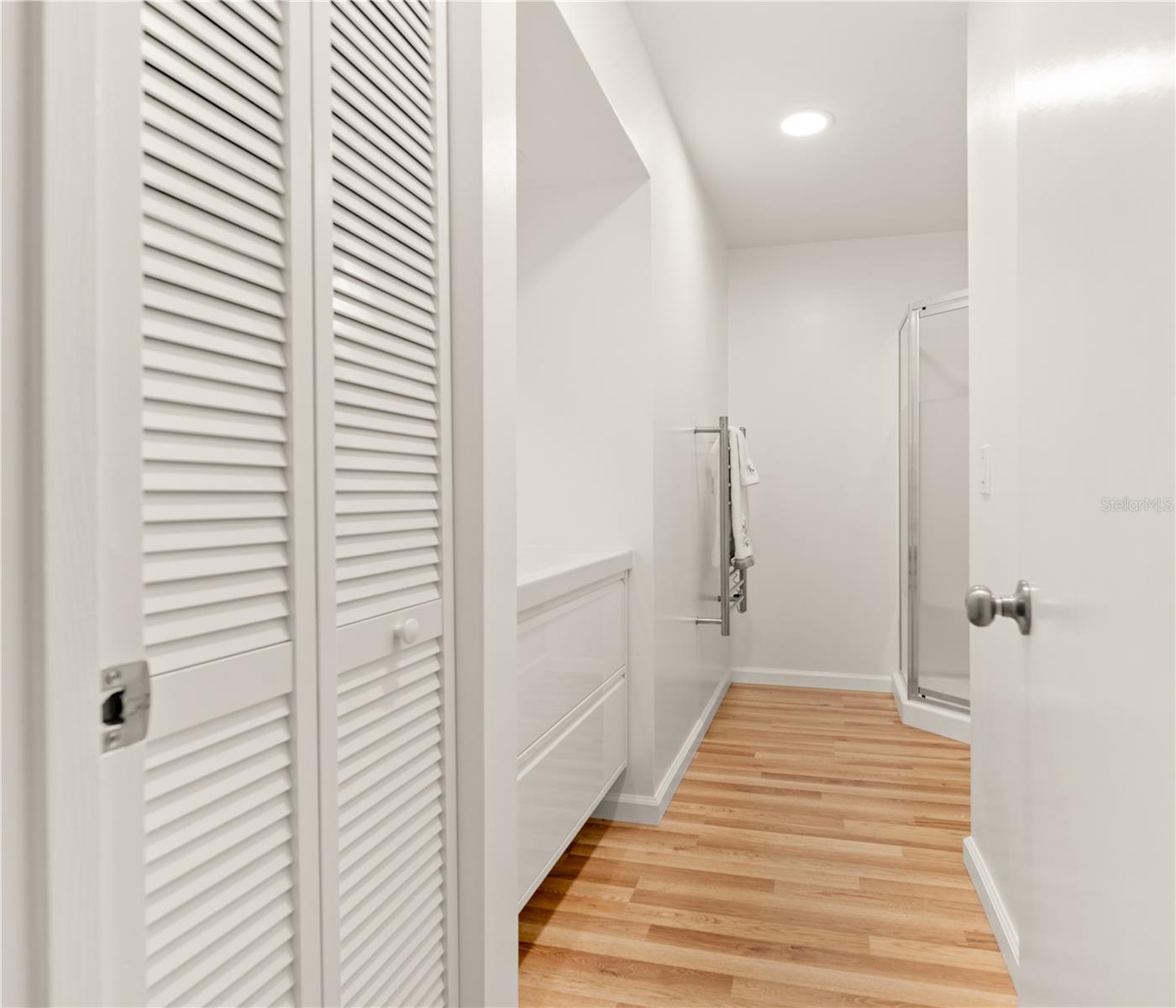 Image 43 of 71 For 340 Wellington Drive