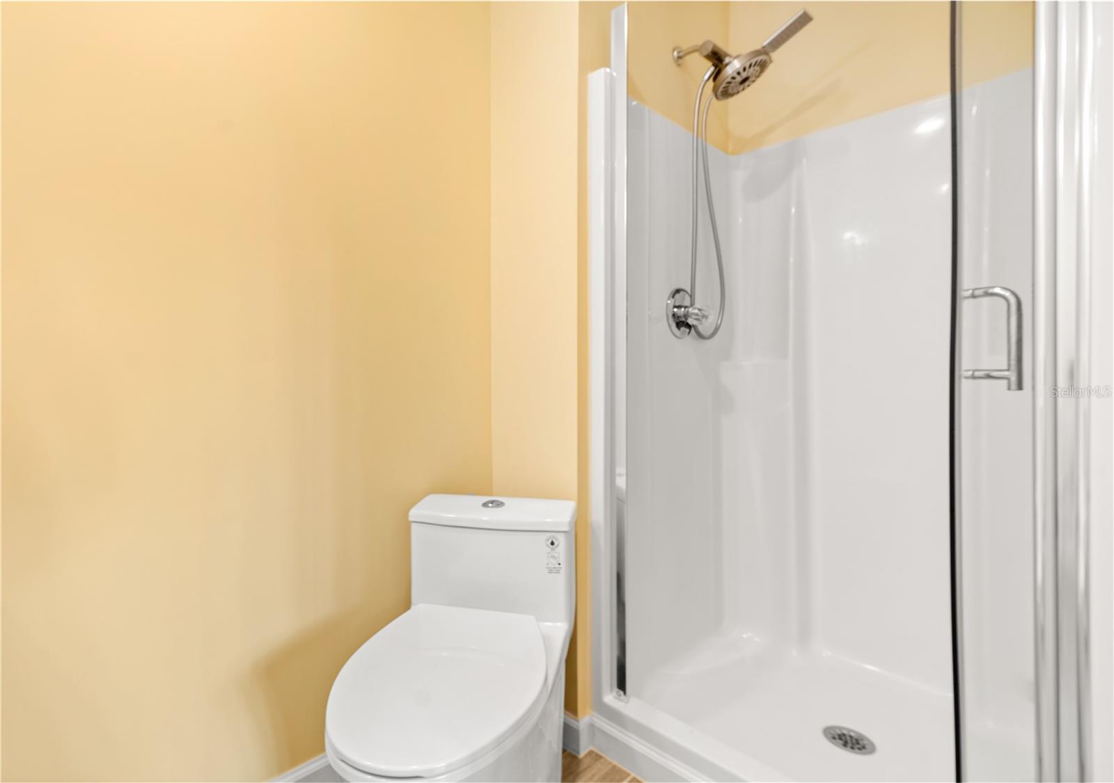 Image 51 of 71 For 340 Wellington Drive