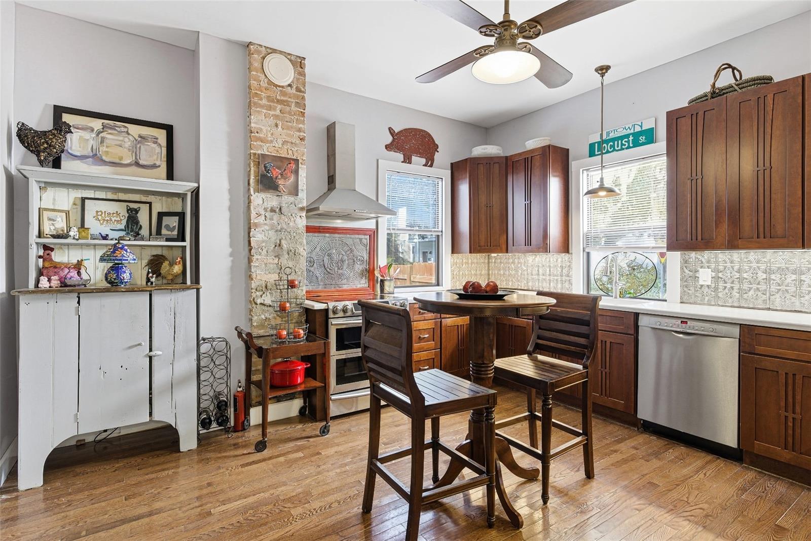 Image 14 of 51 For 60 Osceola Street