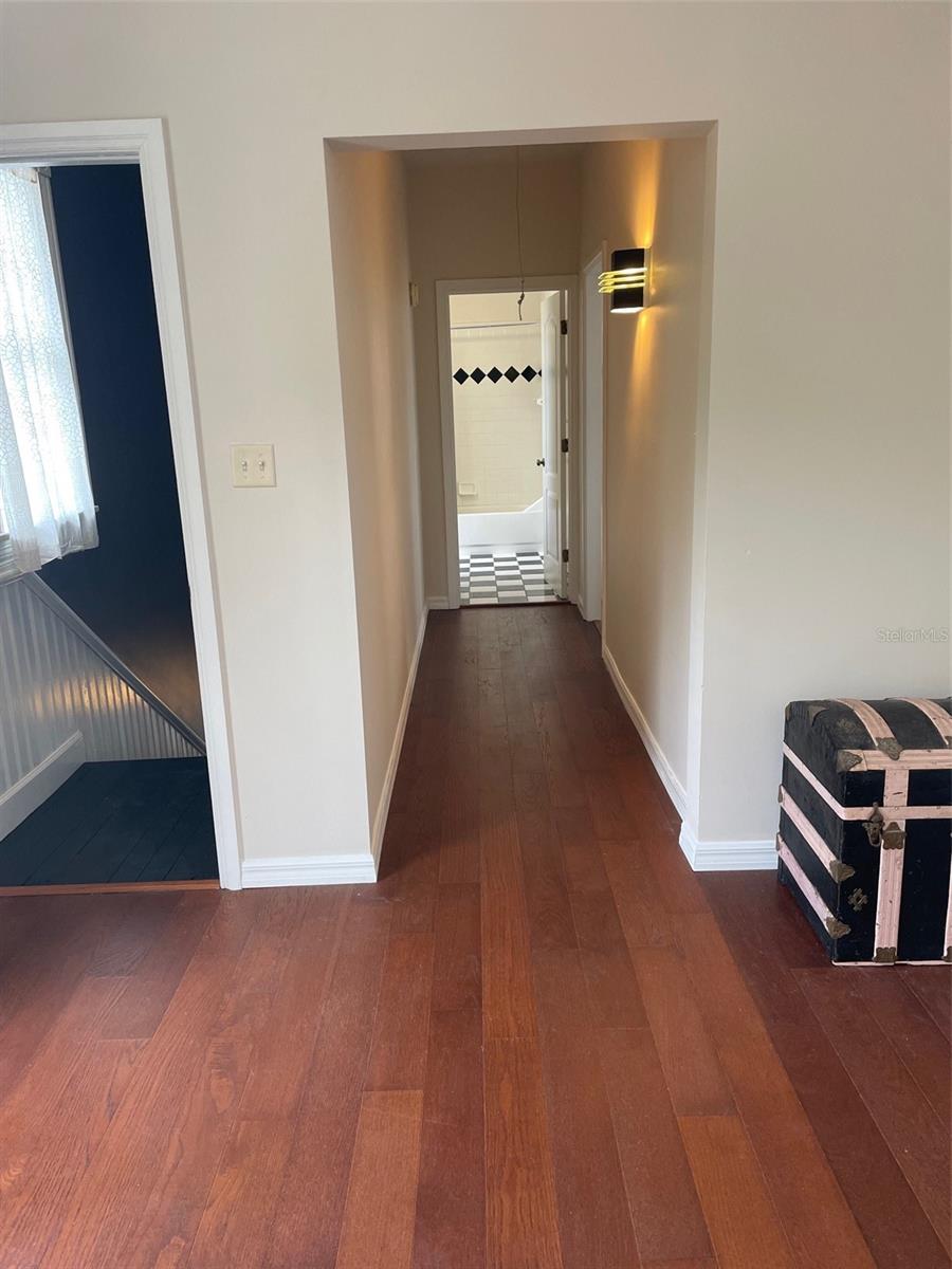 Image 27 of 51 For 60 Osceola Street