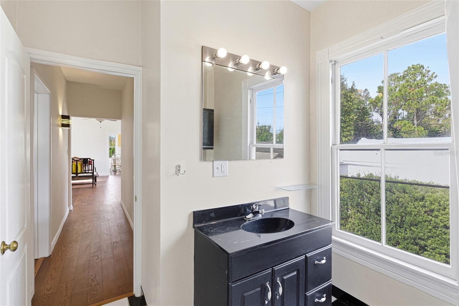 Image 41 of 51 For 60 Osceola Street