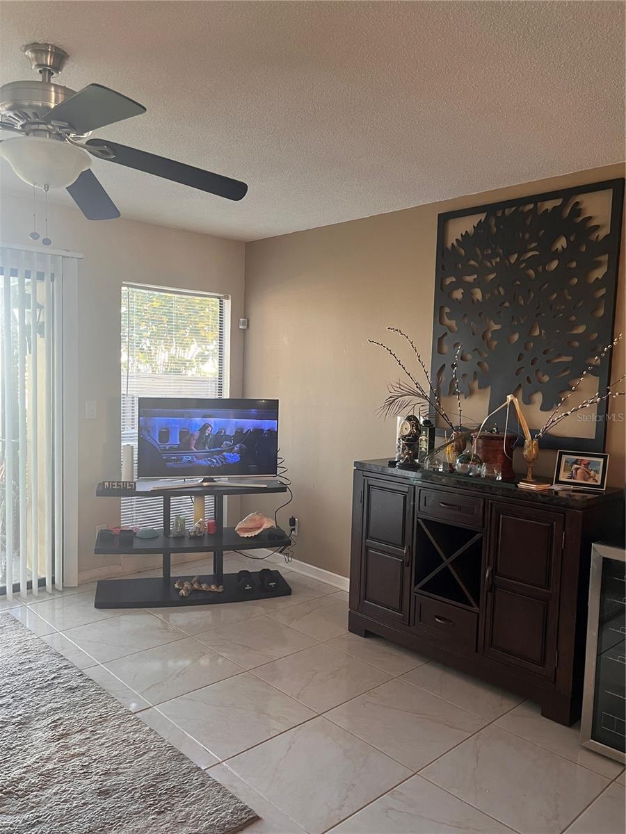 Image 4 of 21 For 58 Club House Drive 104