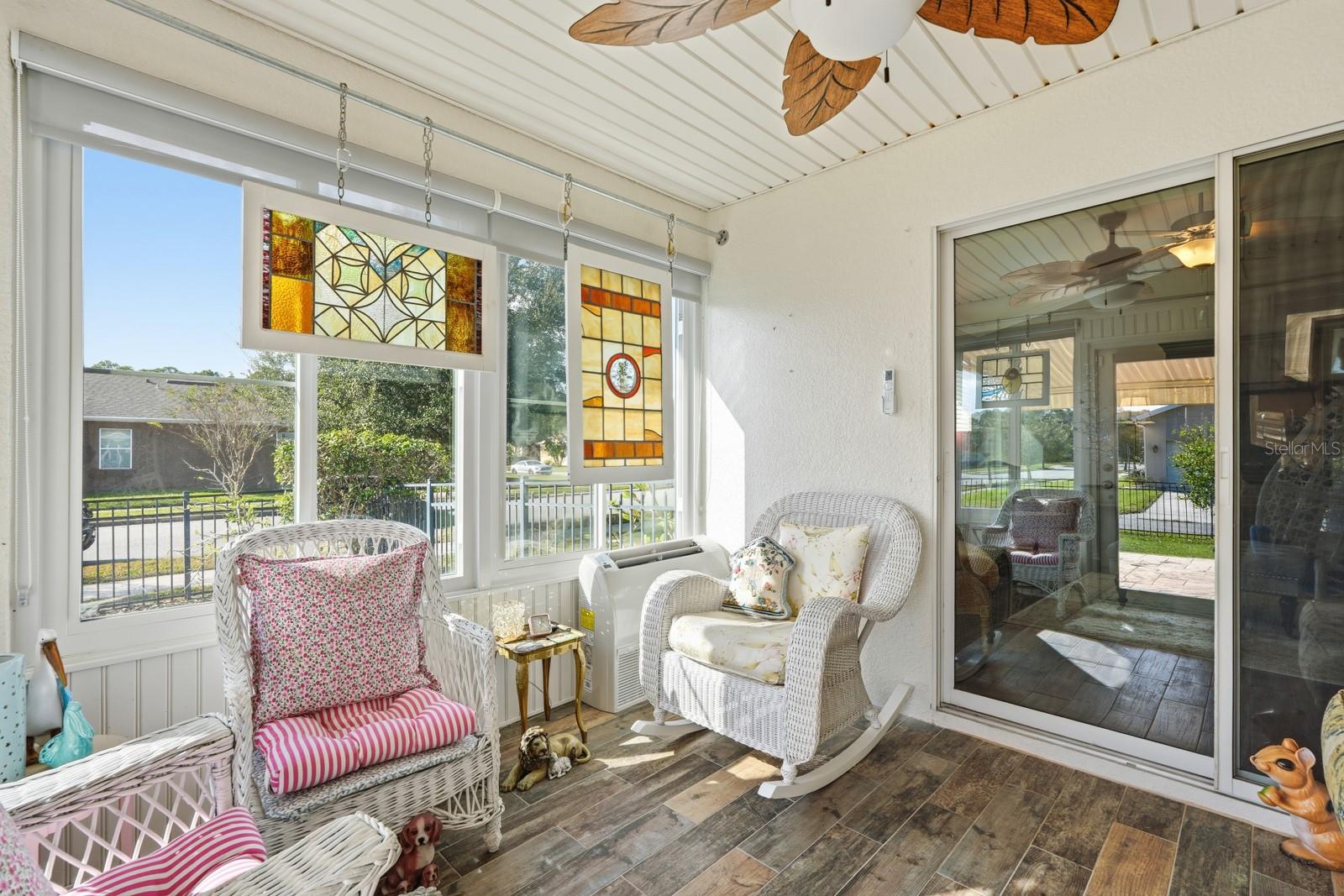 Image 33 of 52 For 3328 Marsili Avenue