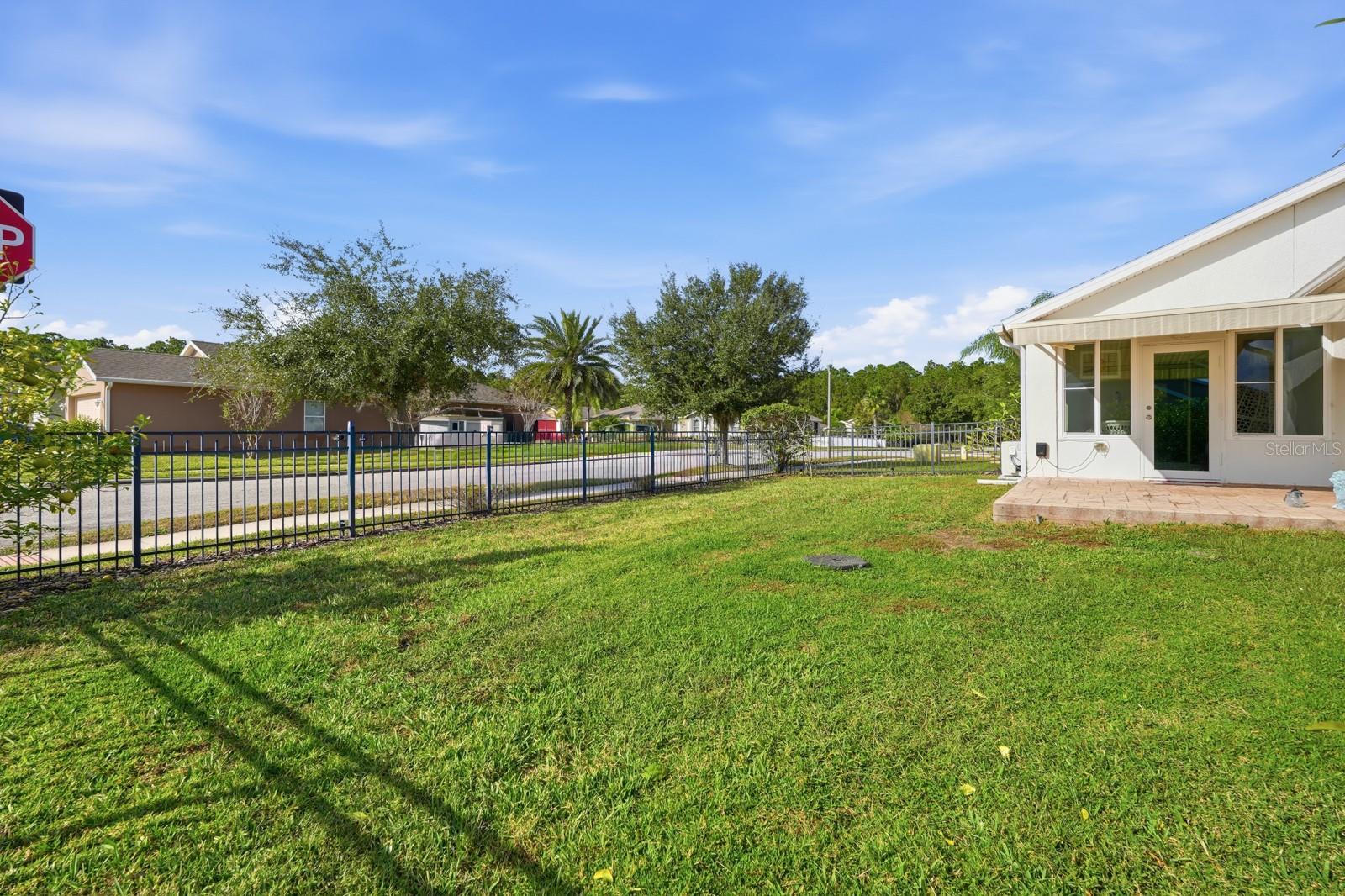 Image 37 of 52 For 3328 Marsili Avenue