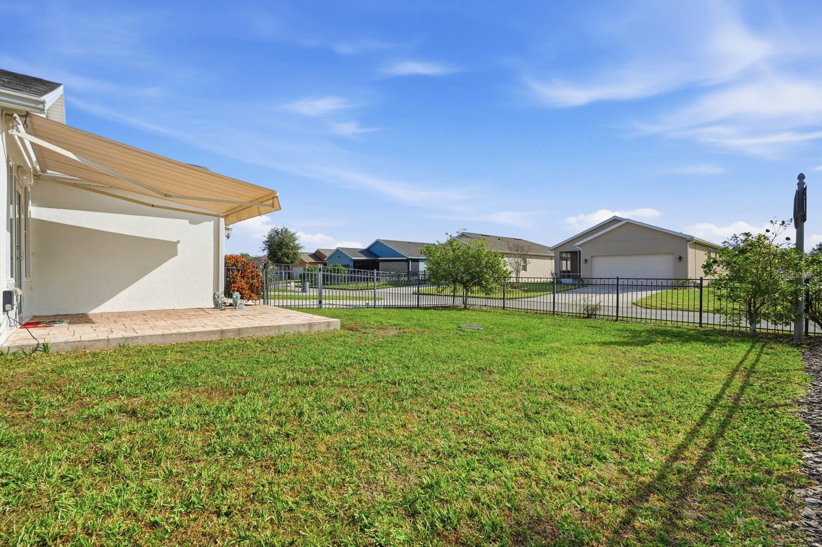 Image 39 of 52 For 3328 Marsili Avenue