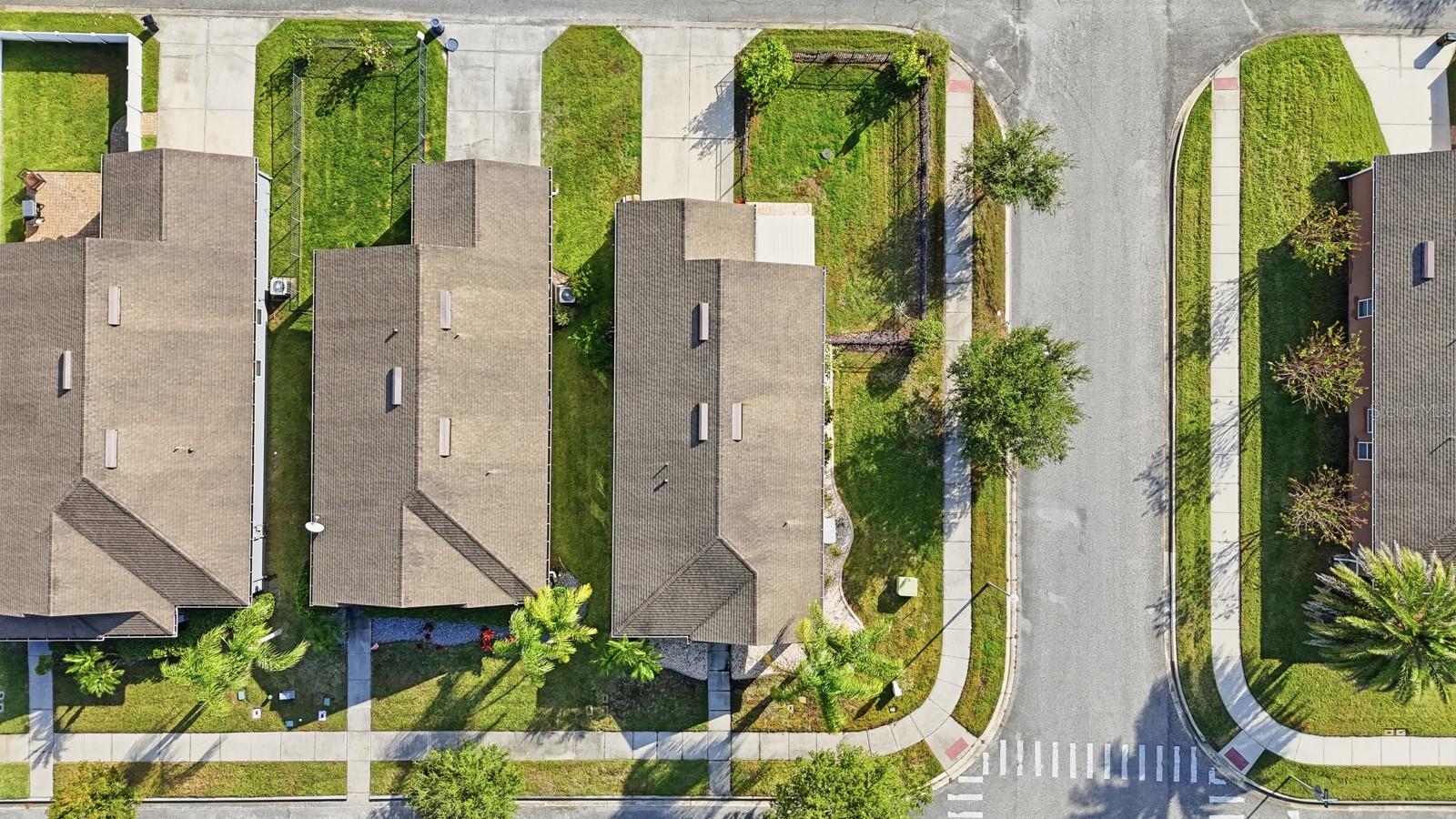 Image 45 of 52 For 3328 Marsili Avenue