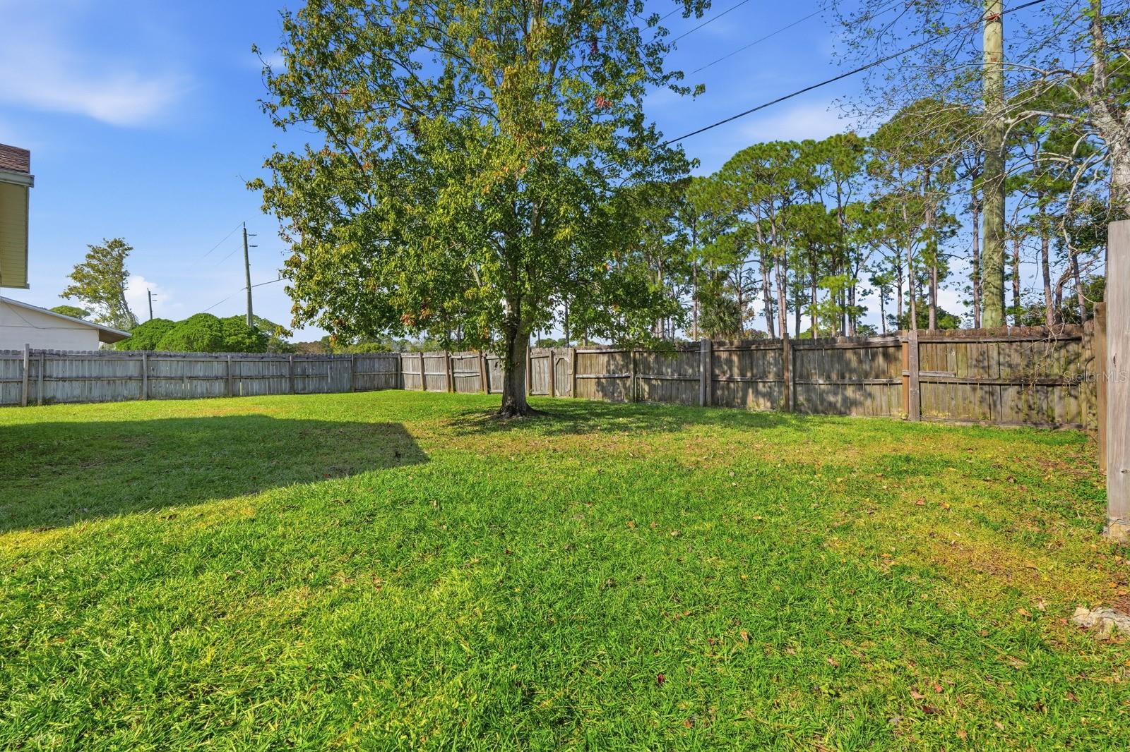 Image 38 of 45 For 1421 Dexter Drive