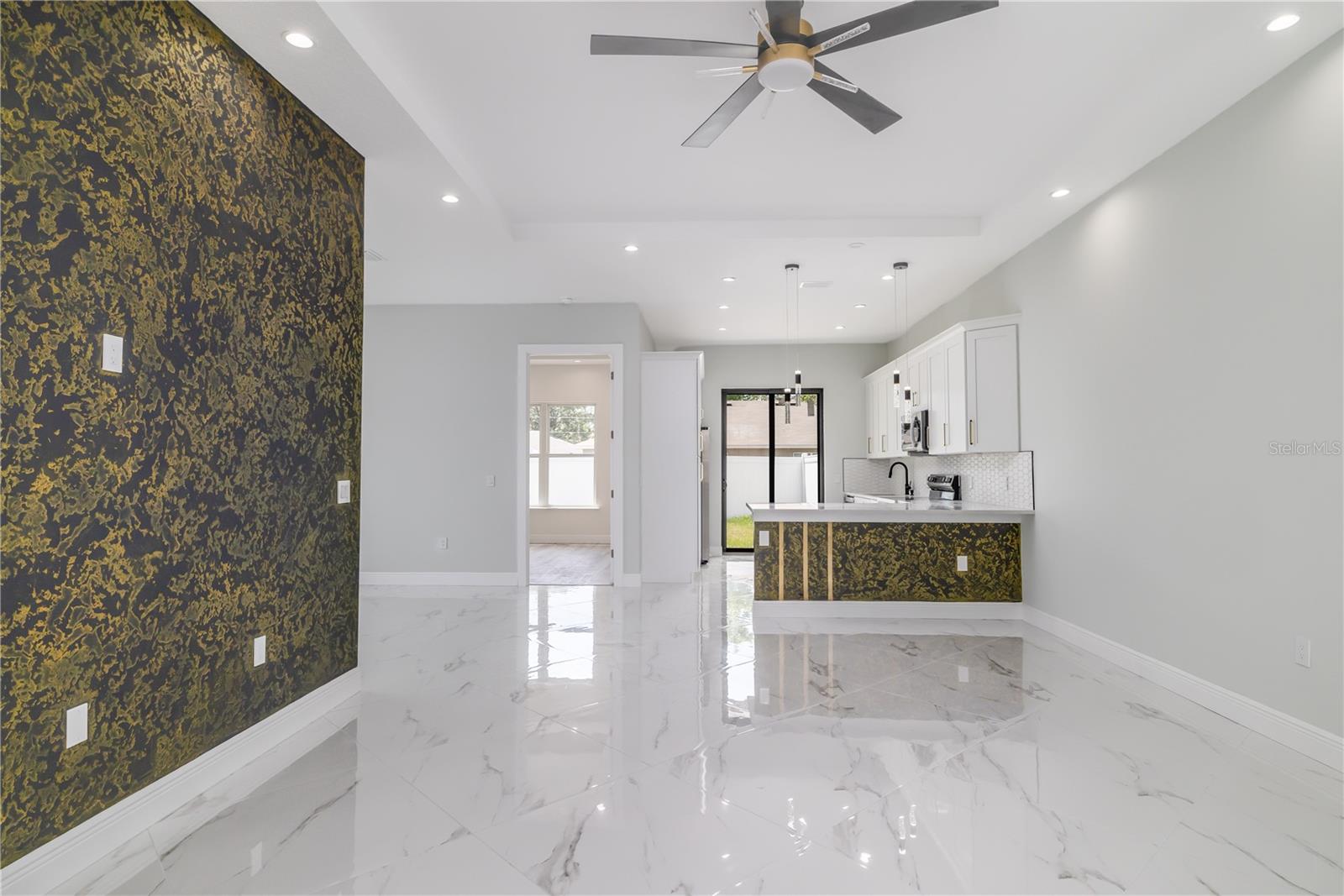 Image 5 of 23 For 20 Pine Hill Lane