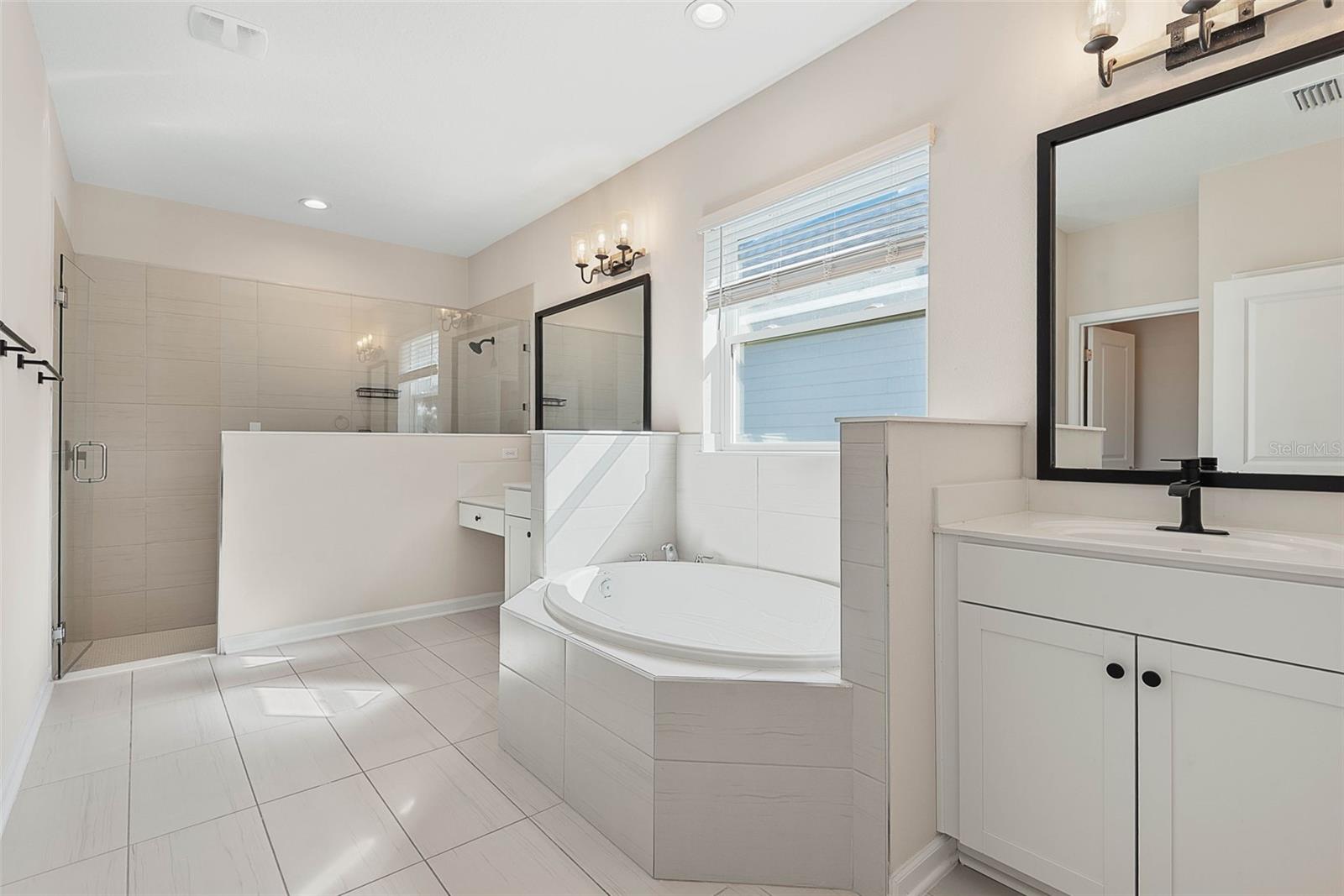 Image 24 of 54 For 484 Grand Landings Parkway