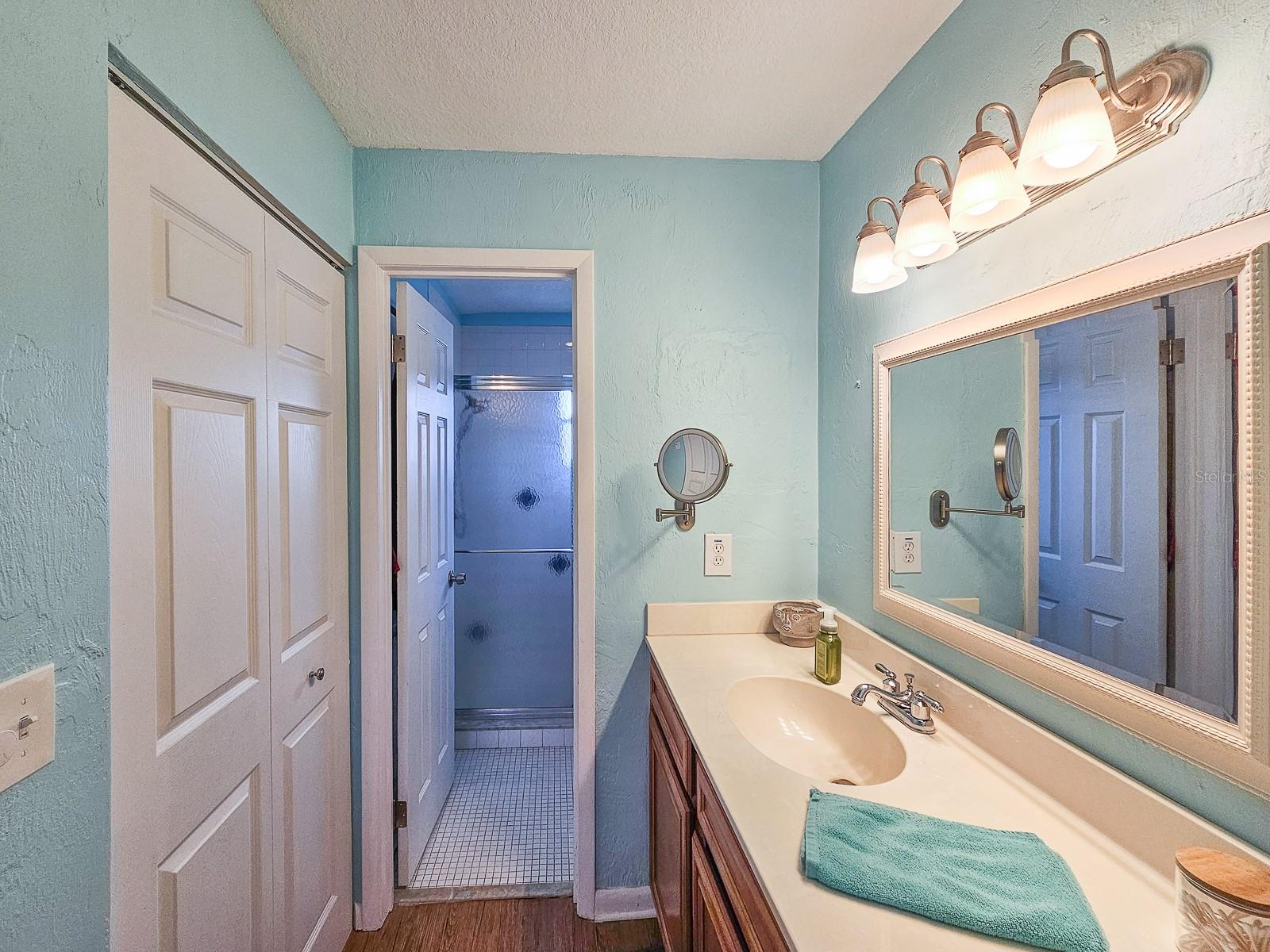 Image 12 of 30 For 27 Sunset Cove