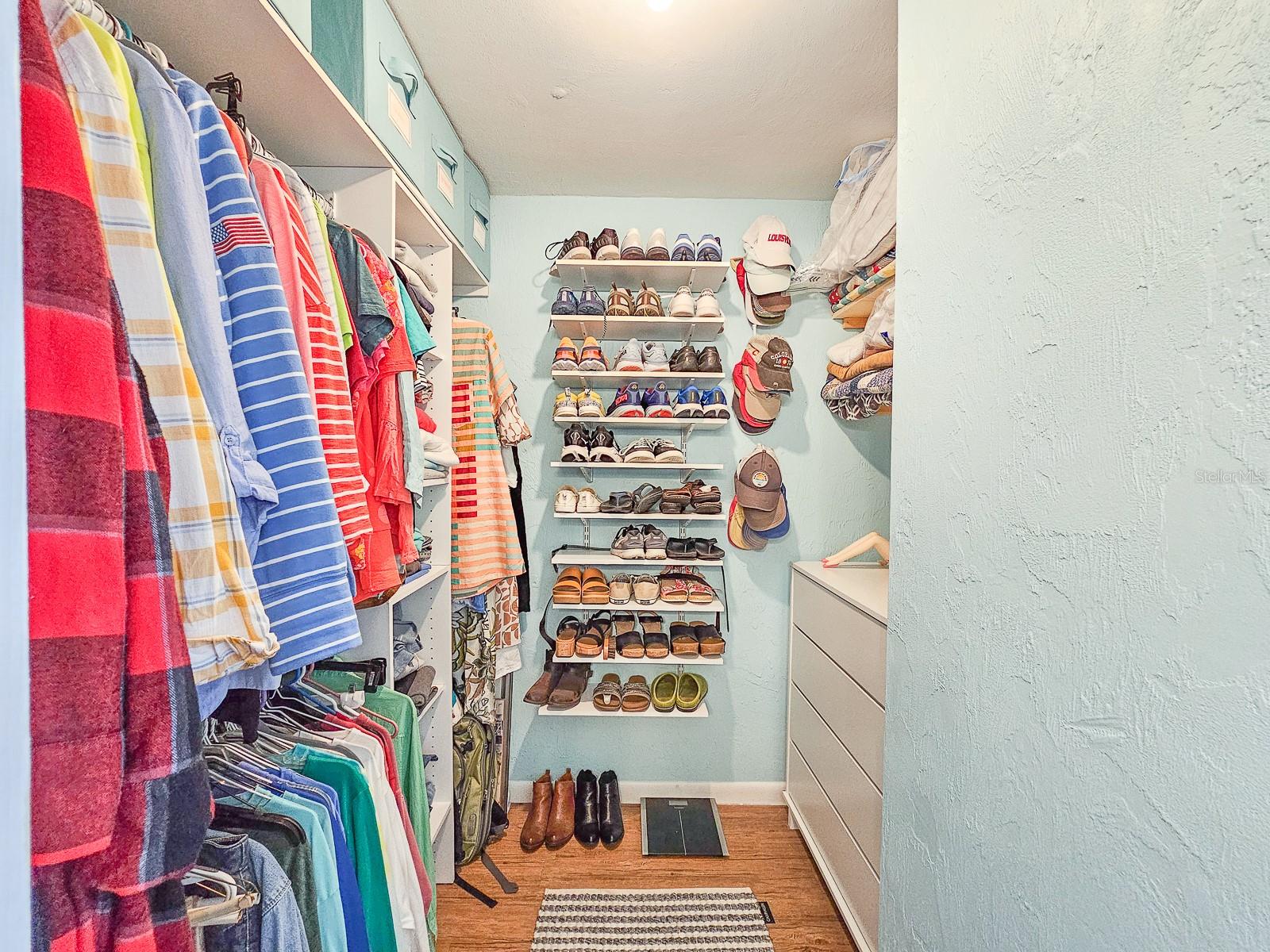 Image 14 of 30 For 27 Sunset Cove