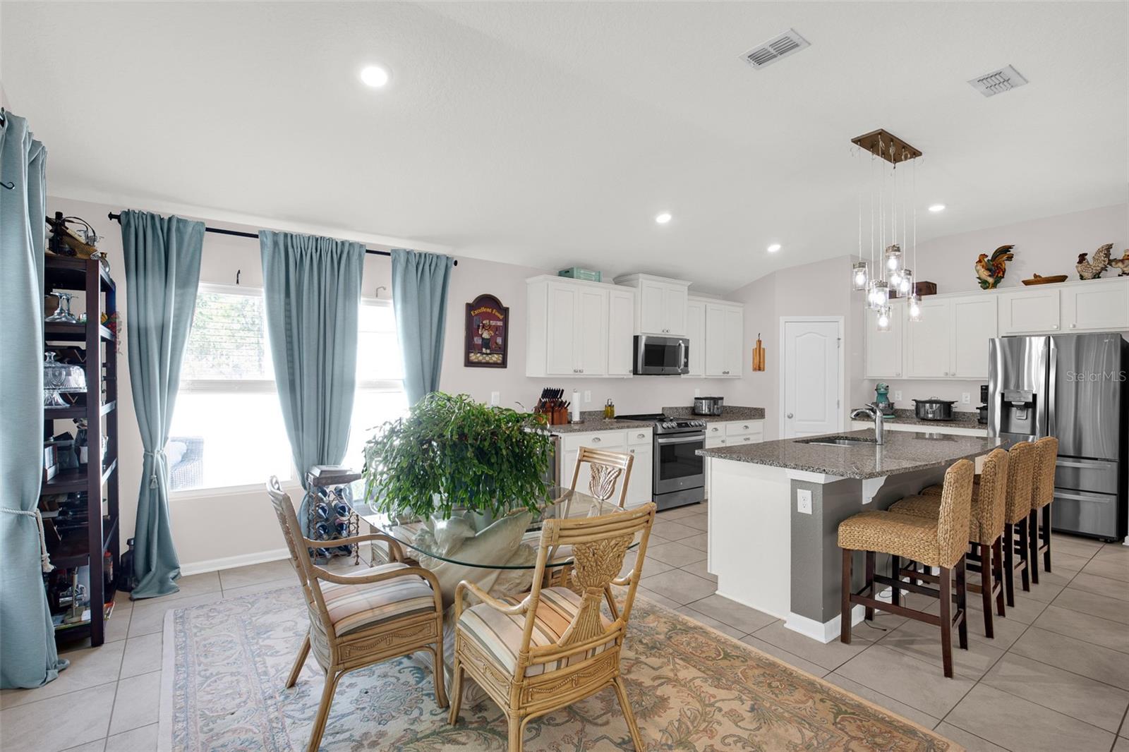 Image 17 of 57 For 56 Oakleaf Way