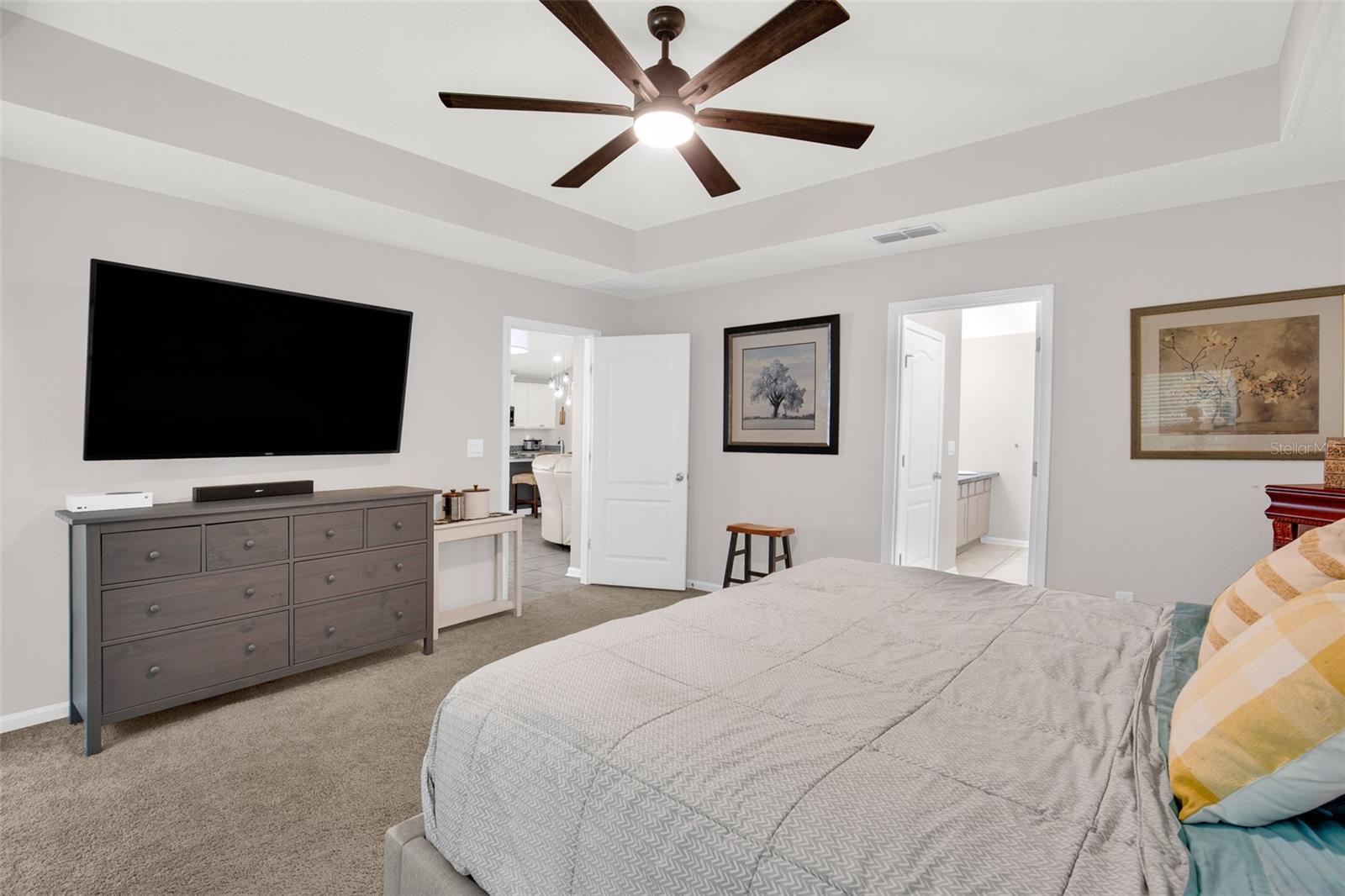 Image 22 of 57 For 56 Oakleaf Way