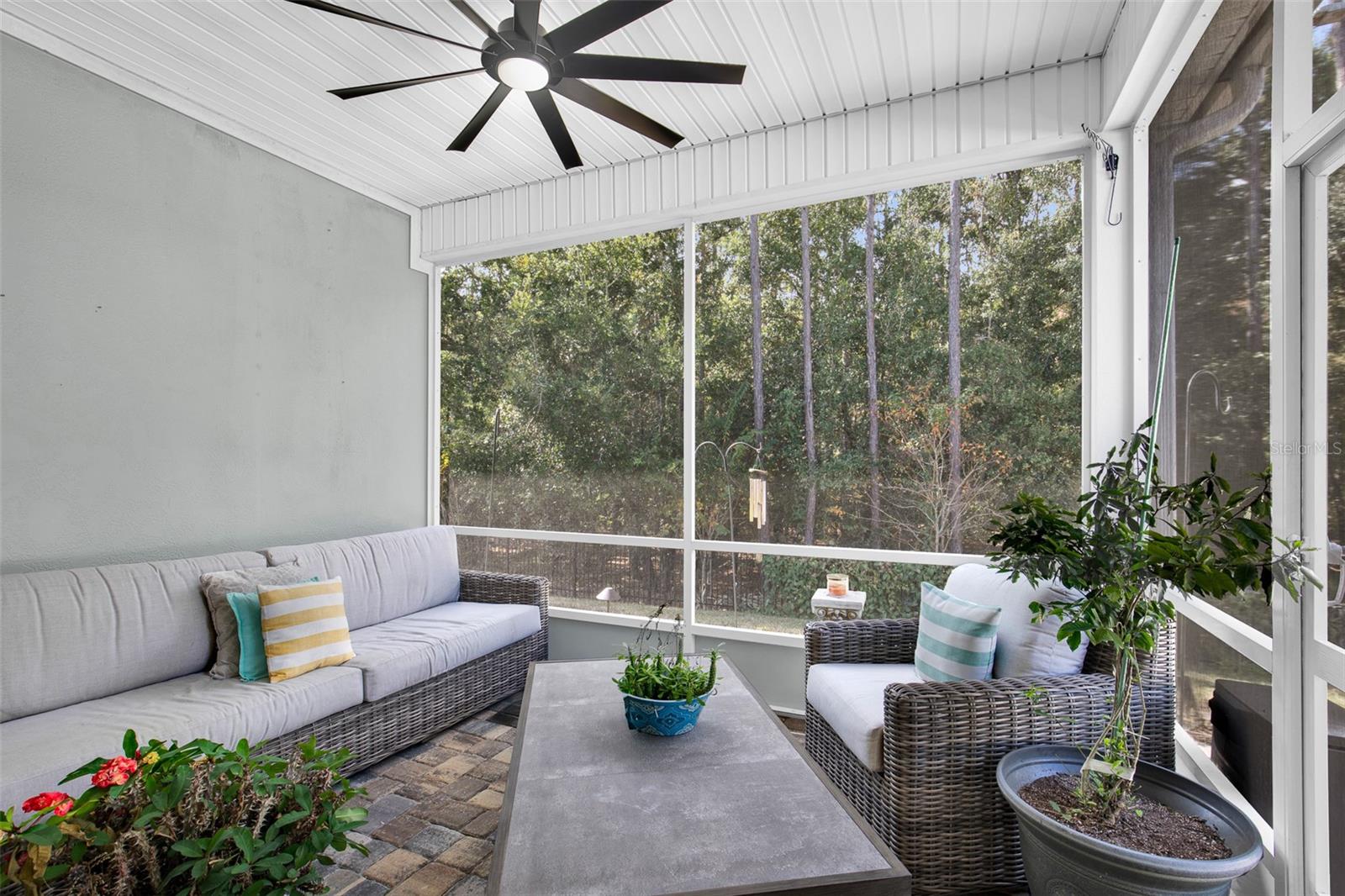 Image 40 of 57 For 56 Oakleaf Way