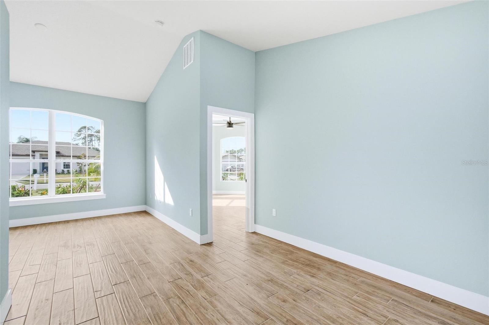 Image 13 of 78 For 7 Ripton Place