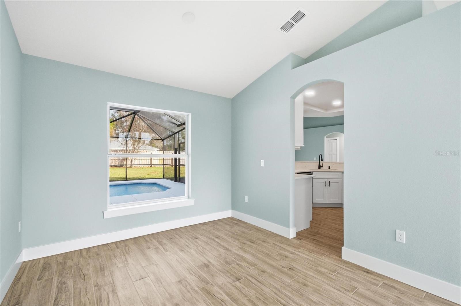 Image 14 of 78 For 7 Ripton Place