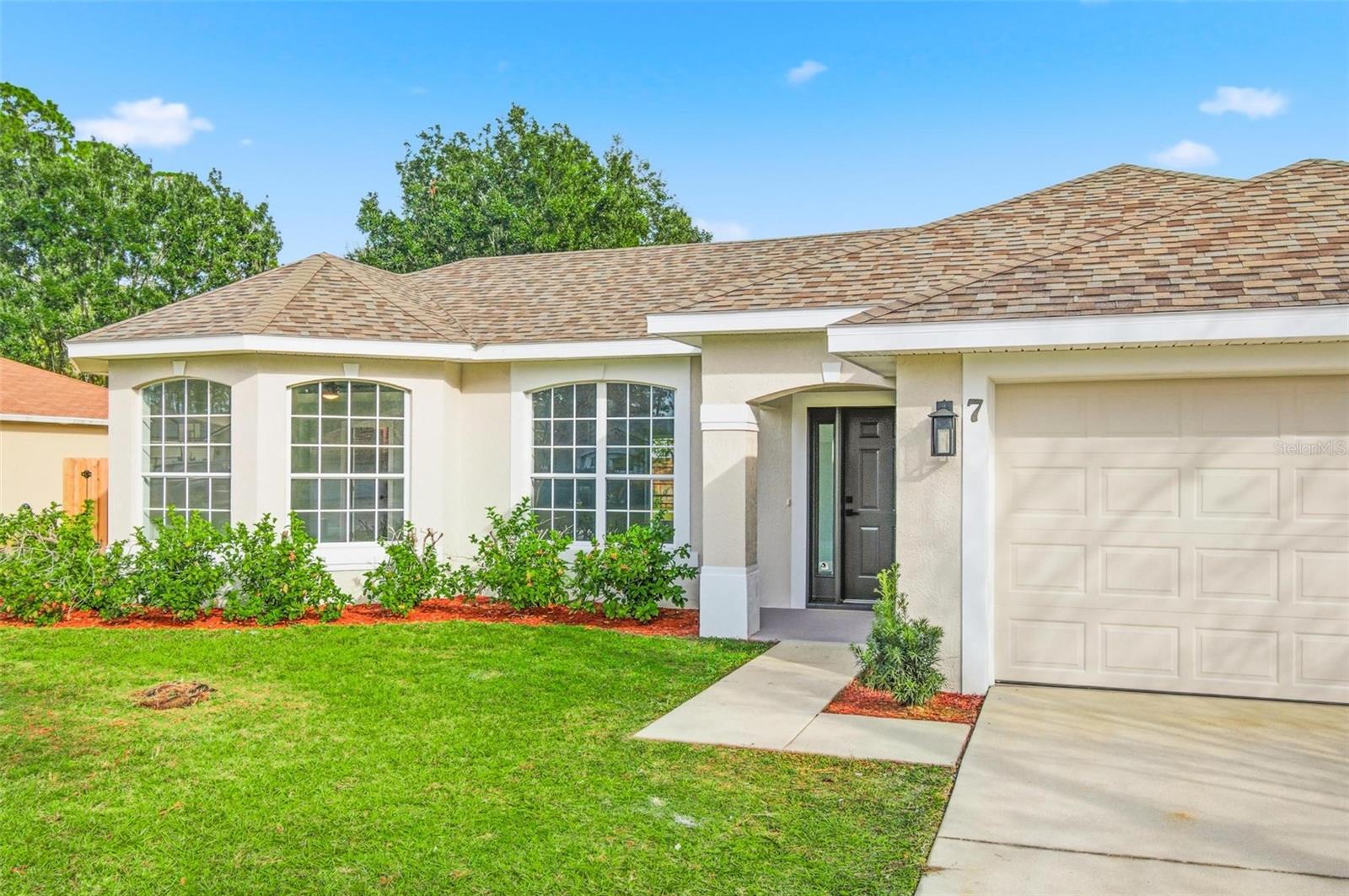 Image 4 of 78 For 7 Ripton Place