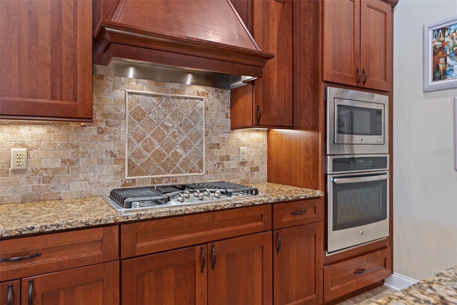 Image 18 of 92 For 2 Humming Bird Circle