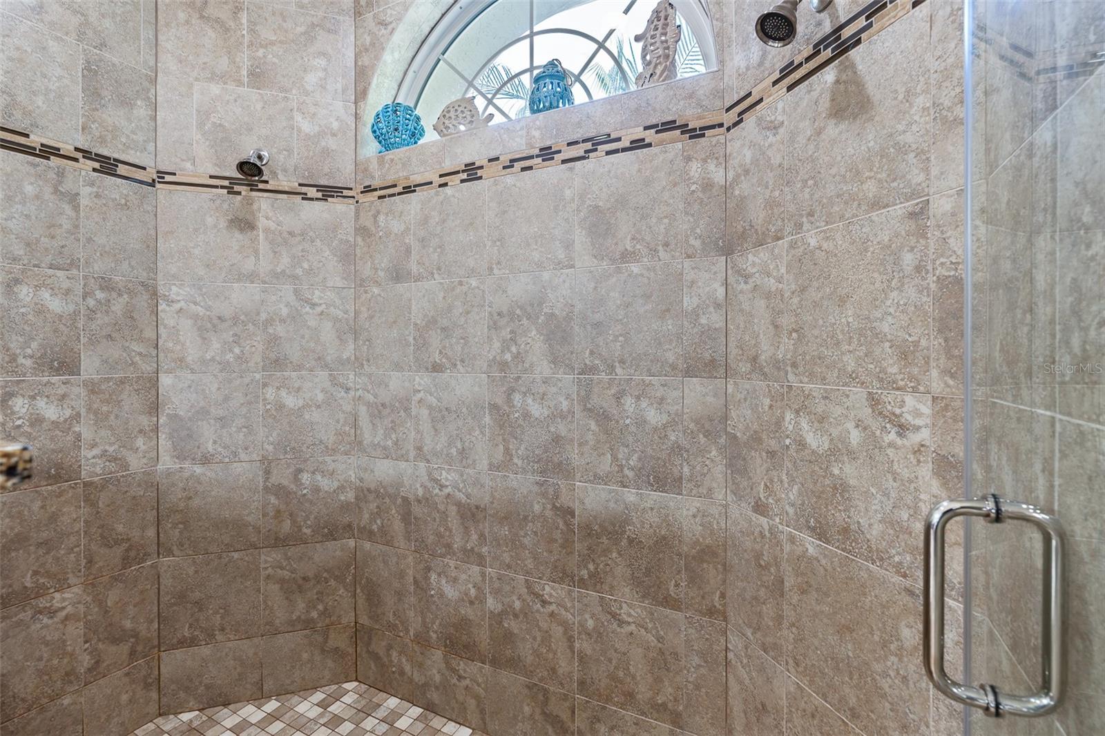 Image 39 of 92 For 2 Humming Bird Circle