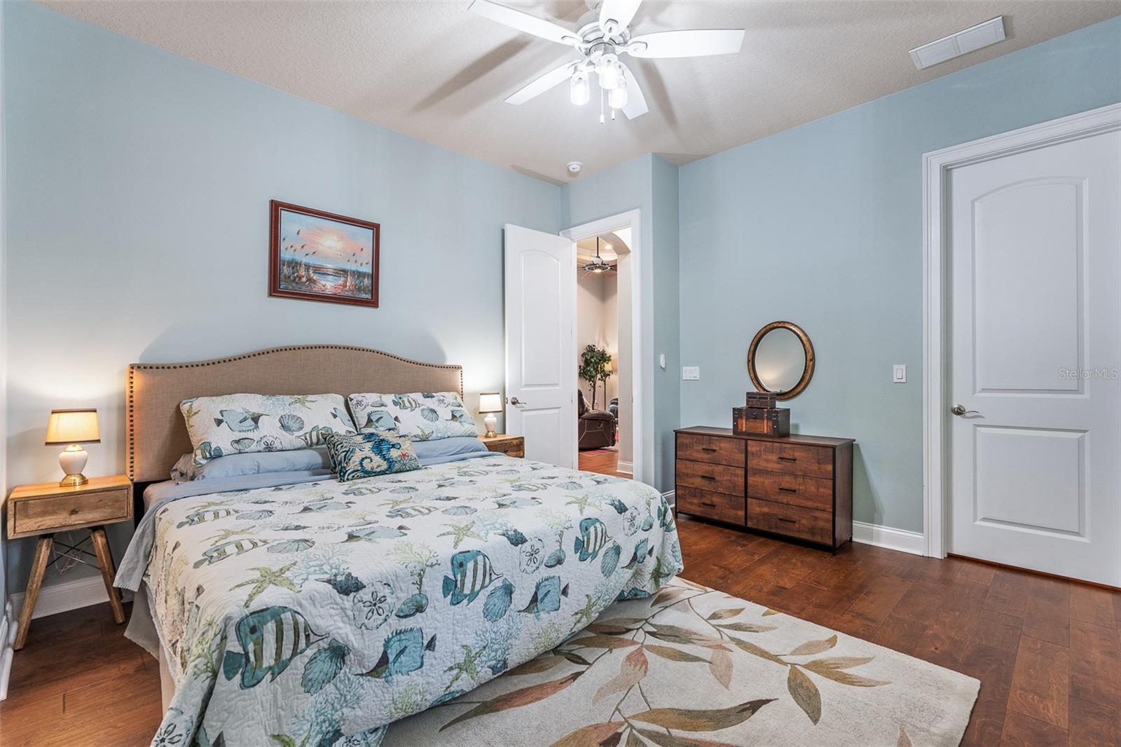 Image 50 of 92 For 2 Humming Bird Circle