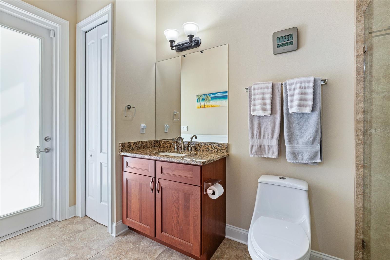 Image 54 of 92 For 2 Humming Bird Circle