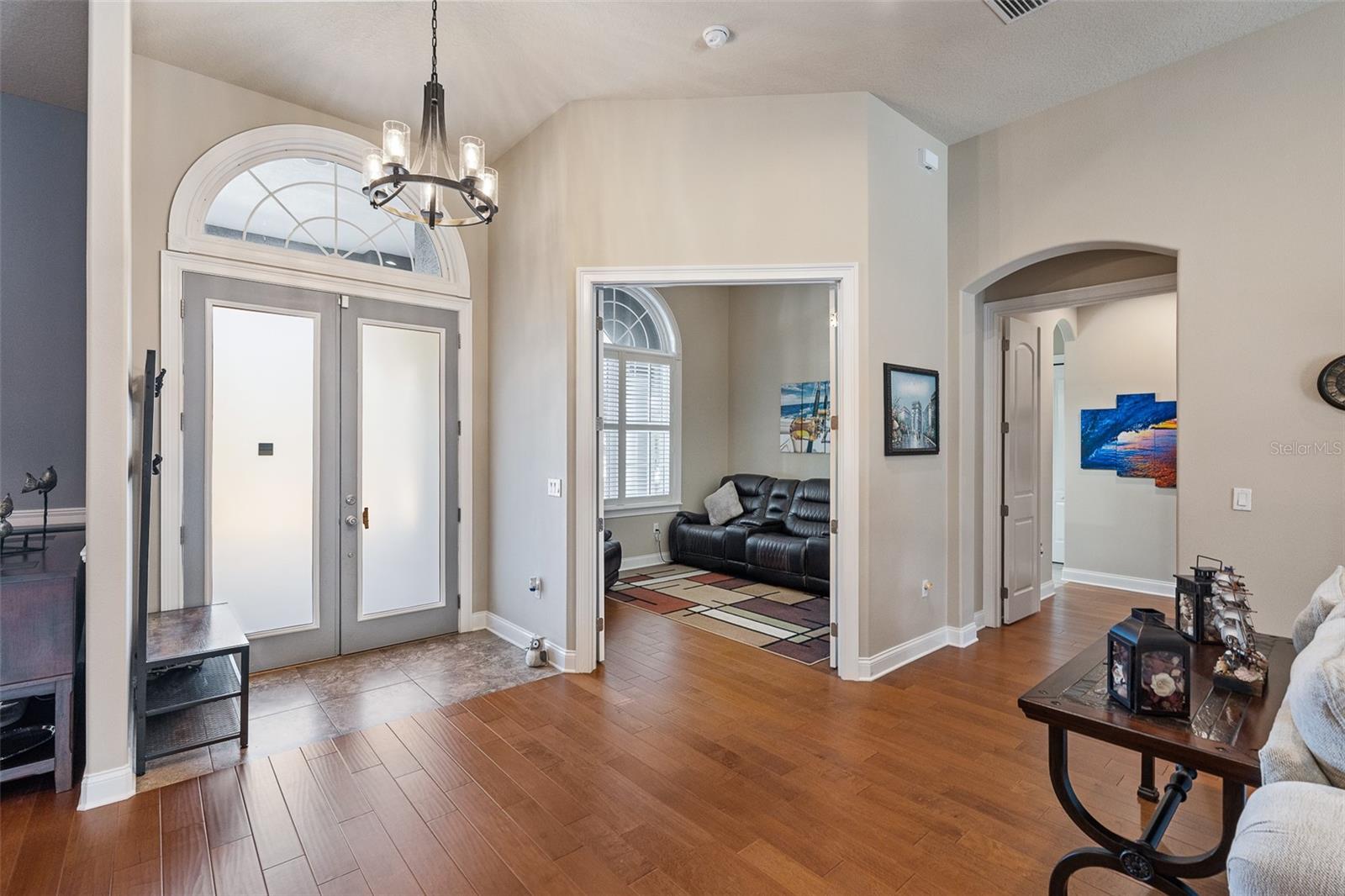 Image 56 of 92 For 2 Humming Bird Circle