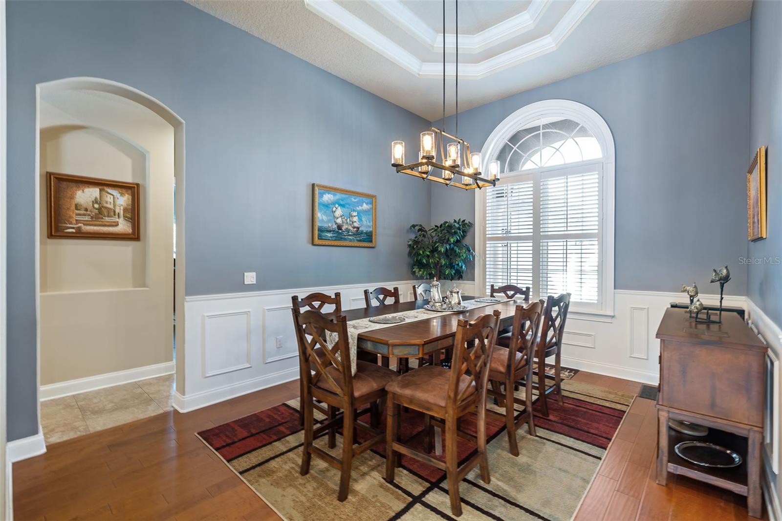 Image 9 of 92 For 2 Humming Bird Circle