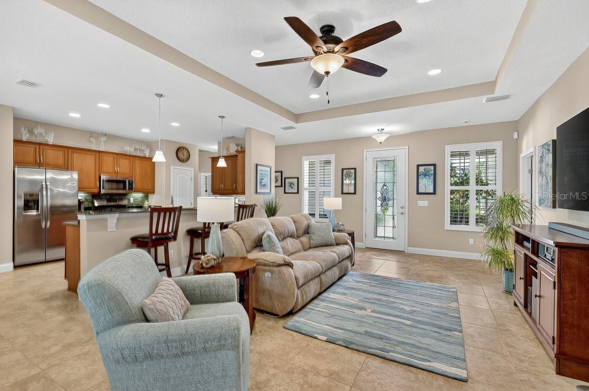 Image 8 of 64 For 384 Leoni Street