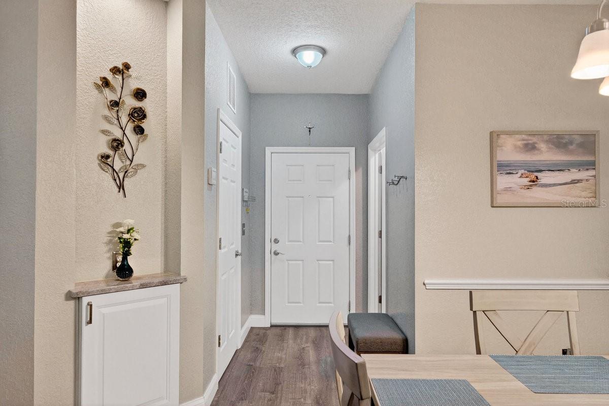 Image 16 of 46 For 830 Airport Road 701