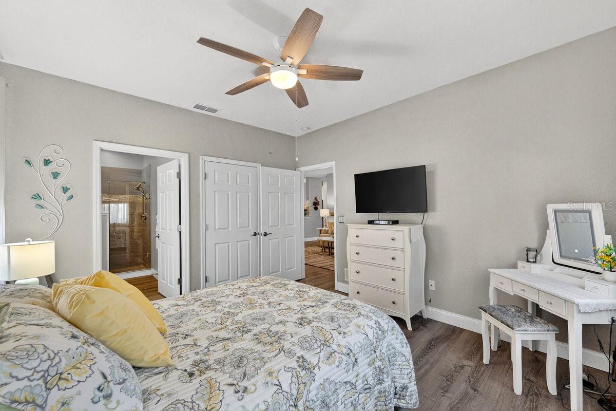 Image 17 of 46 For 830 Airport Road 701