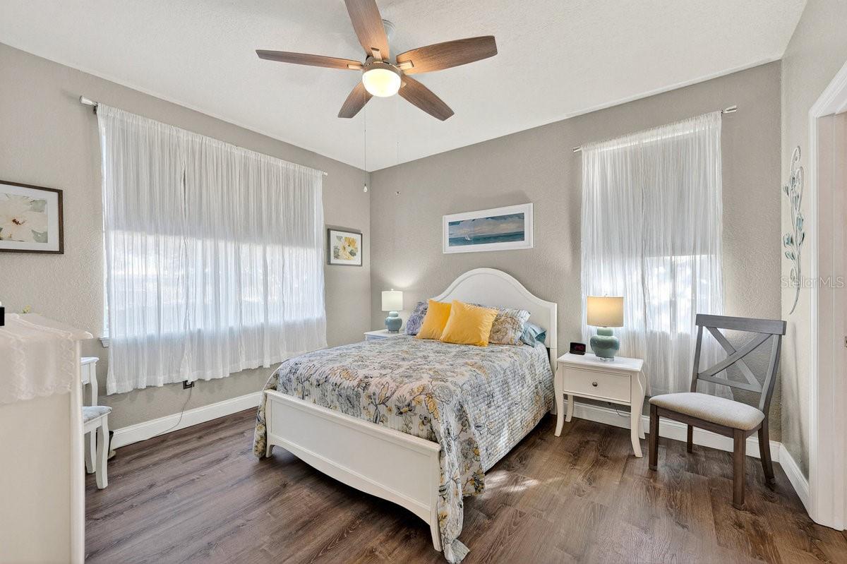 Image 18 of 46 For 830 Airport Road 701