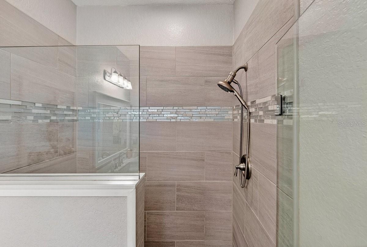 Image 20 of 46 For 830 Airport Road 701