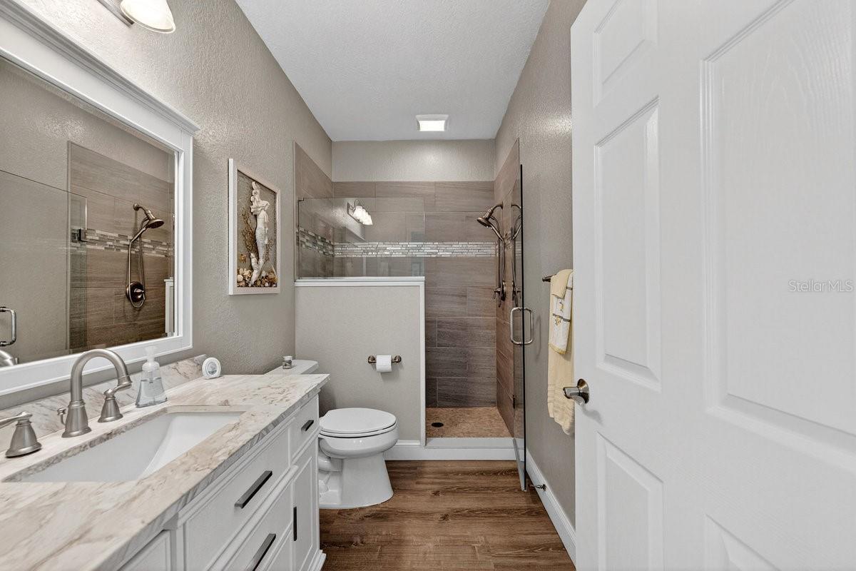 Image 21 of 46 For 830 Airport Road 701