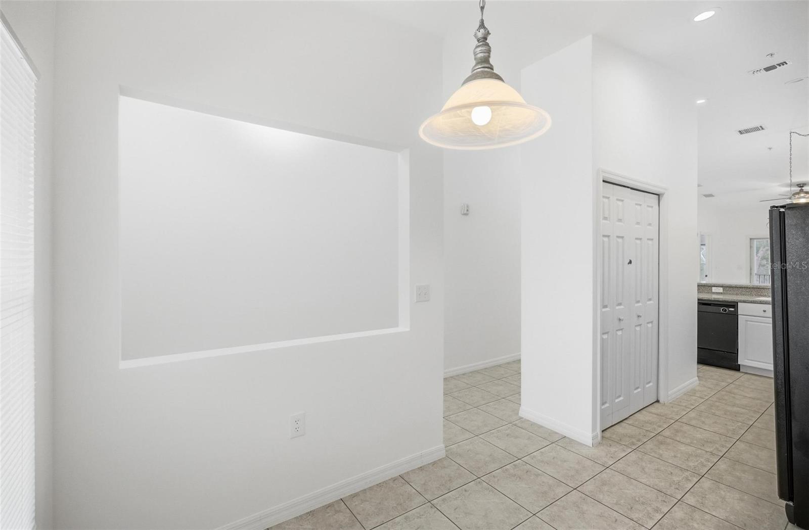 Image 12 of 52 For 100 Canopy Walk Lane 133