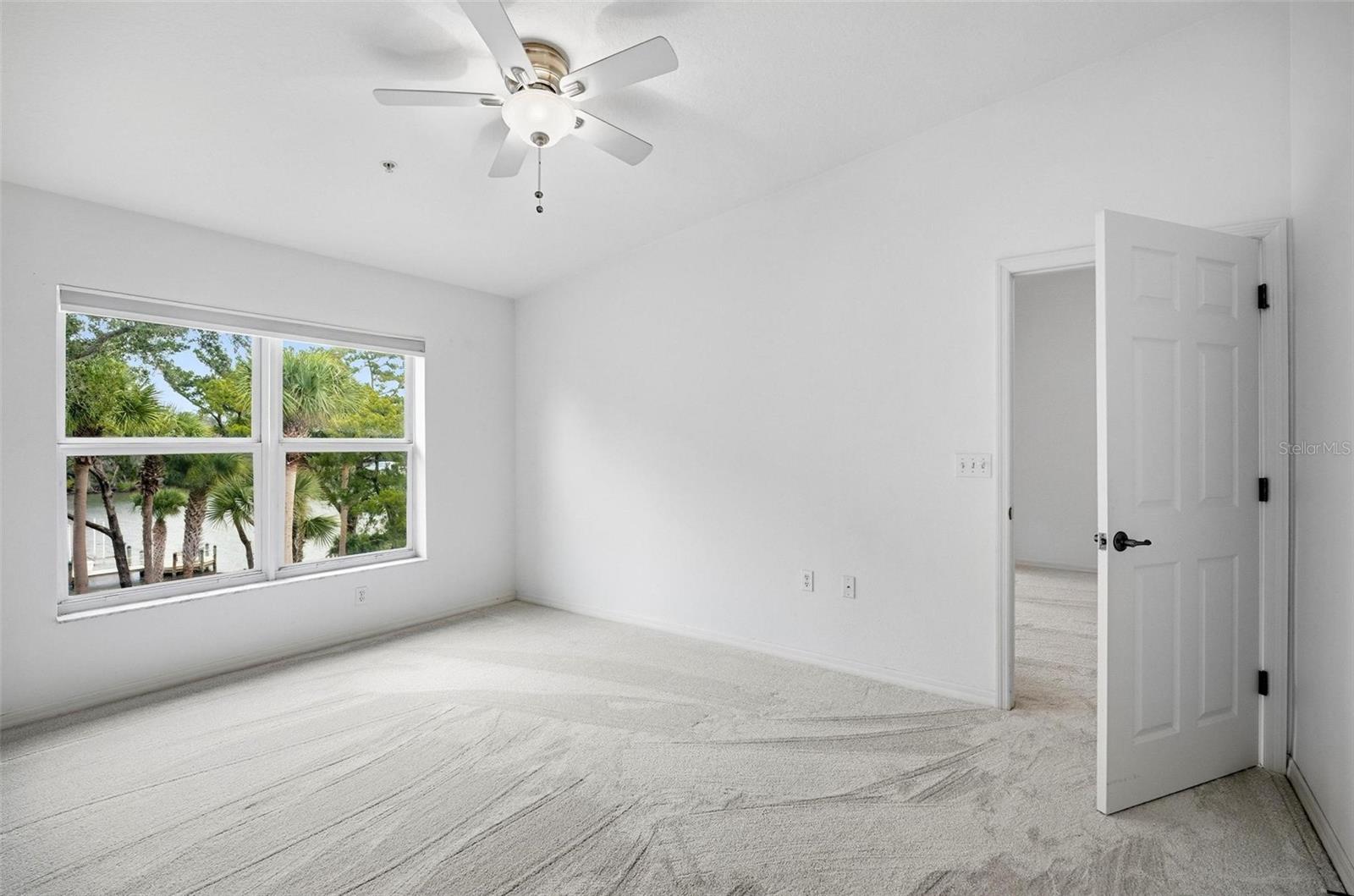 Image 13 of 52 For 100 Canopy Walk Lane 133