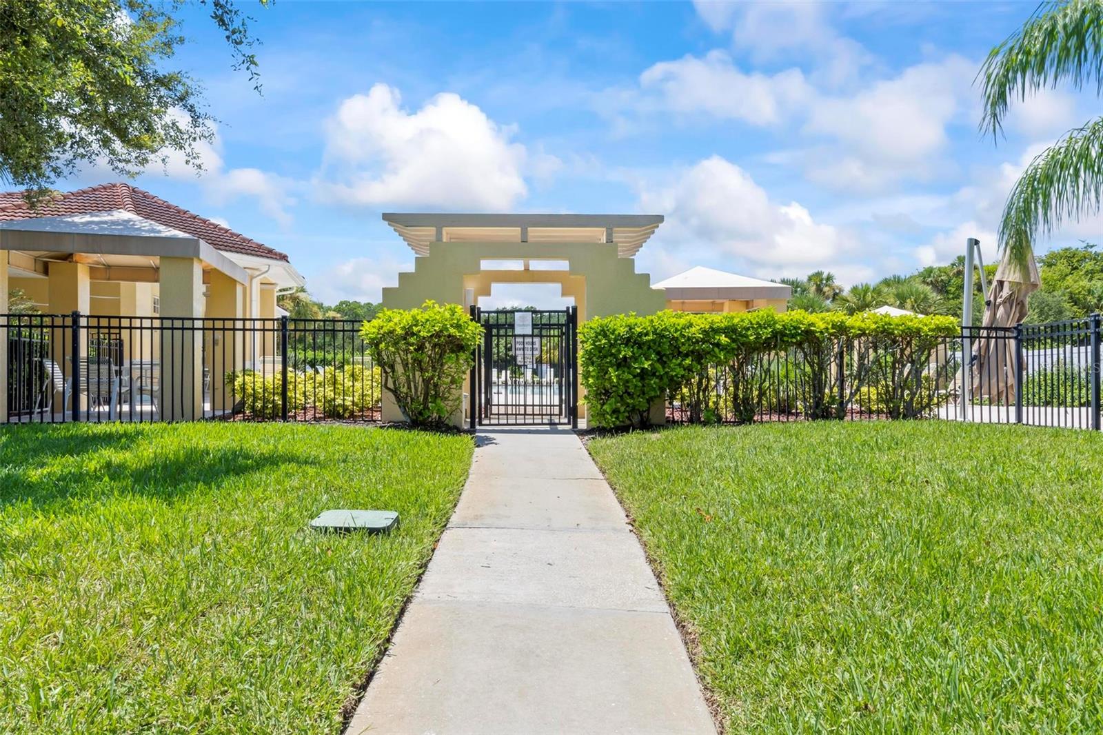 Image 32 of 52 For 100 Canopy Walk Lane 133